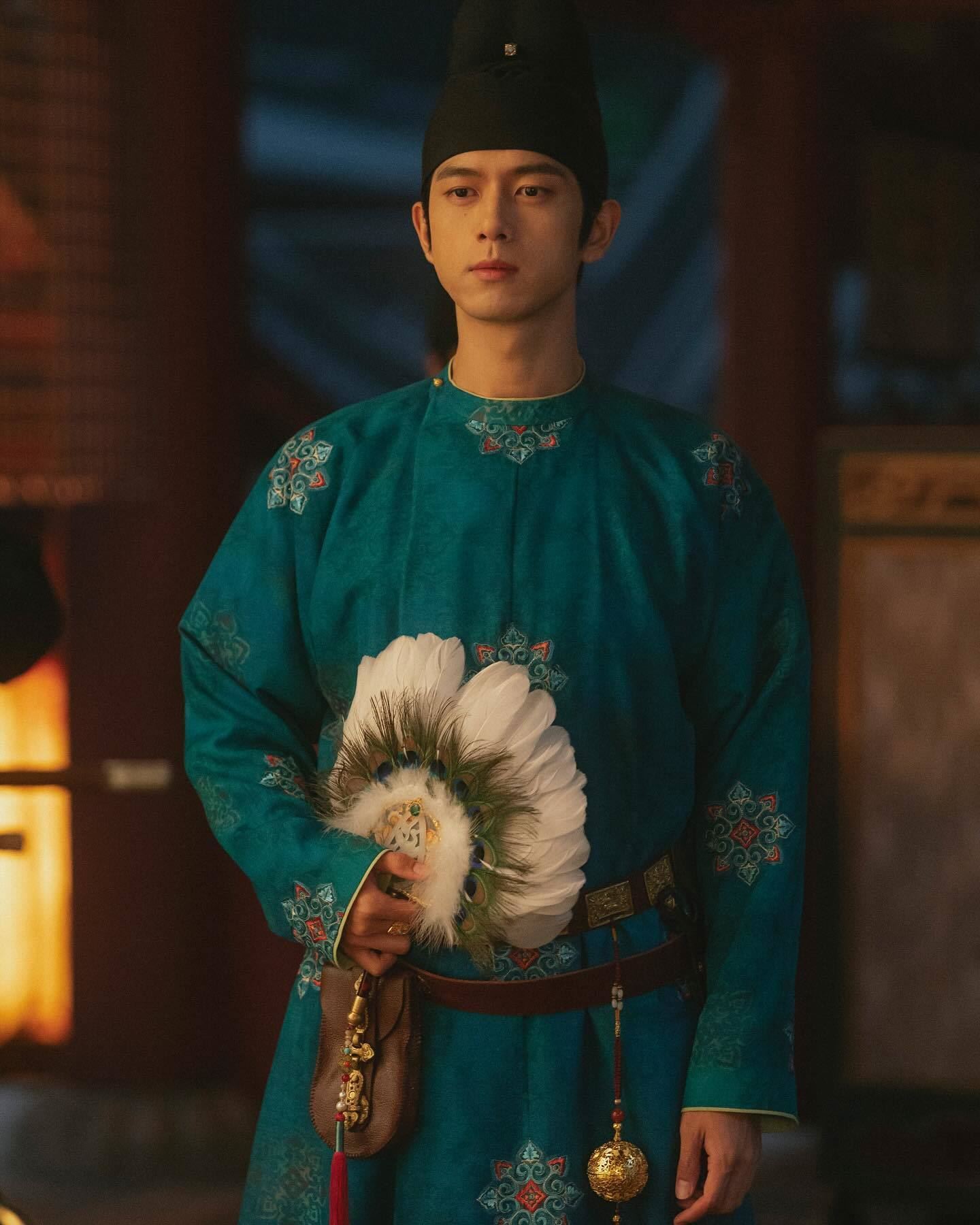 陆剧《国色芳华》杀青啦❗李现、杨紫再续前缘💗