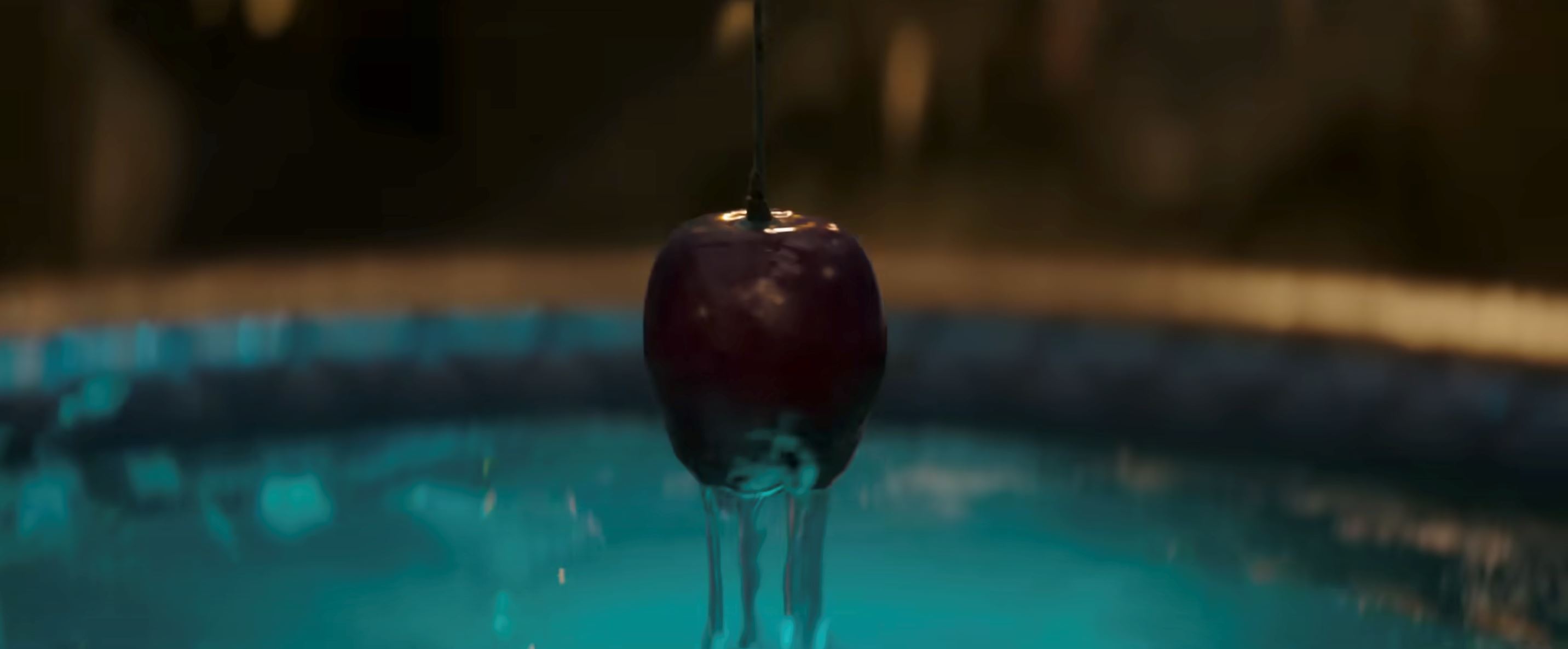 【预告片】🎬真人版《白雪公主》预告释出❗盖儿加朵演毒皇后🍎