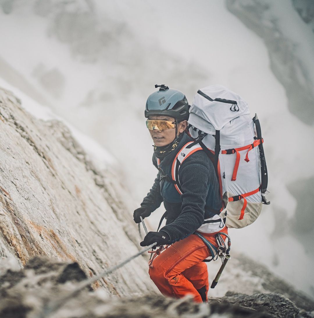 18岁少年征服13座最高峰❗离大满贯一步之遥🔥