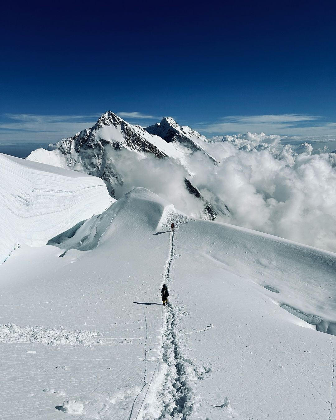 18岁少年征服13座最高峰❗离大满贯一步之遥🔥