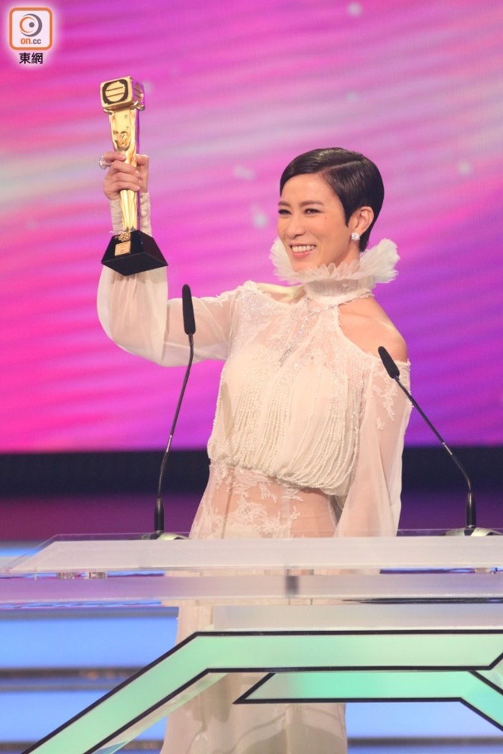 【万千星辉颁奖典礼】盘点夺过2次视后的演员❗佘诗曼被封最佳女主3次🏆