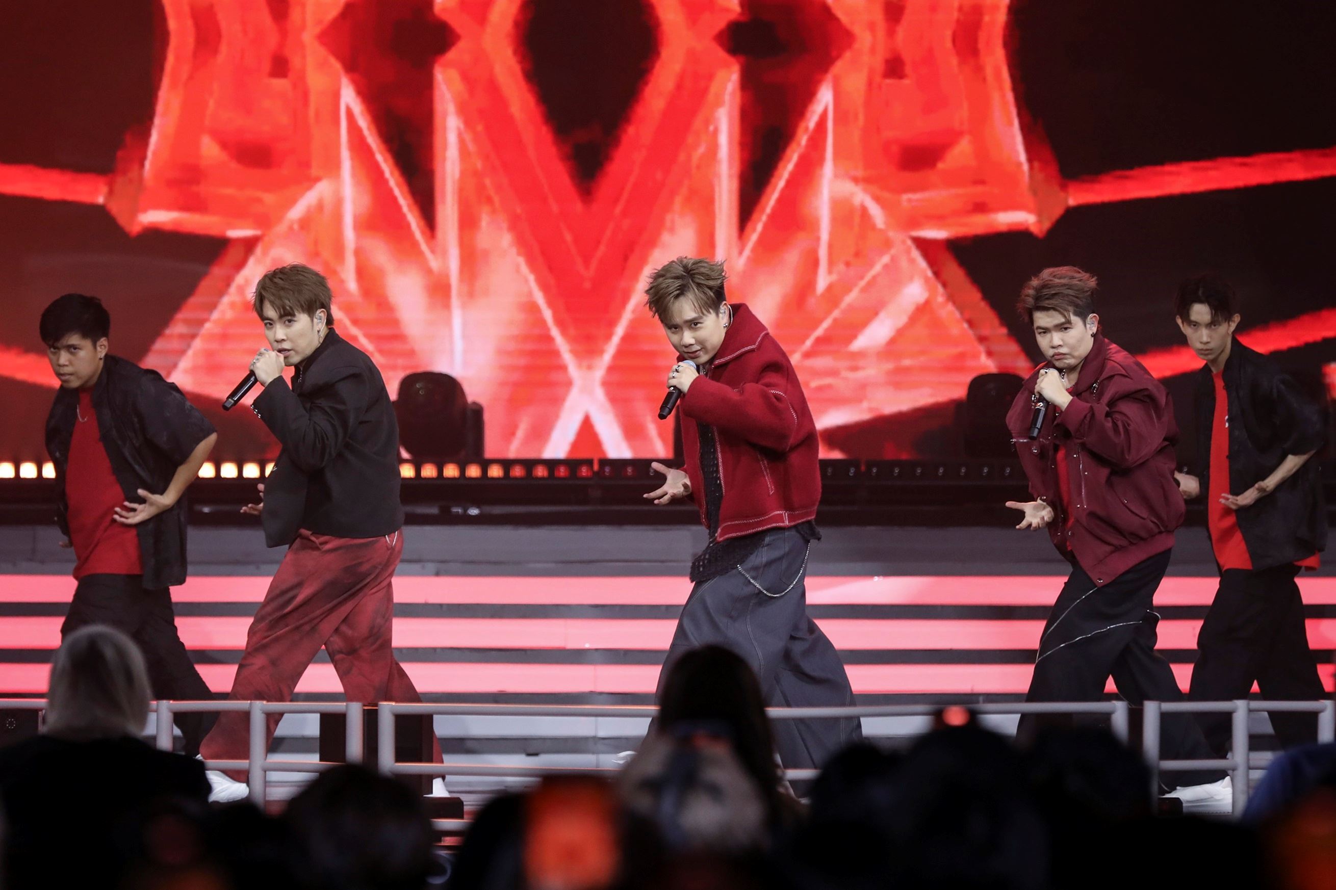 astro《歌手 崛起吧!》总决赛❗蔡恩雨勇夺总冠军🏆