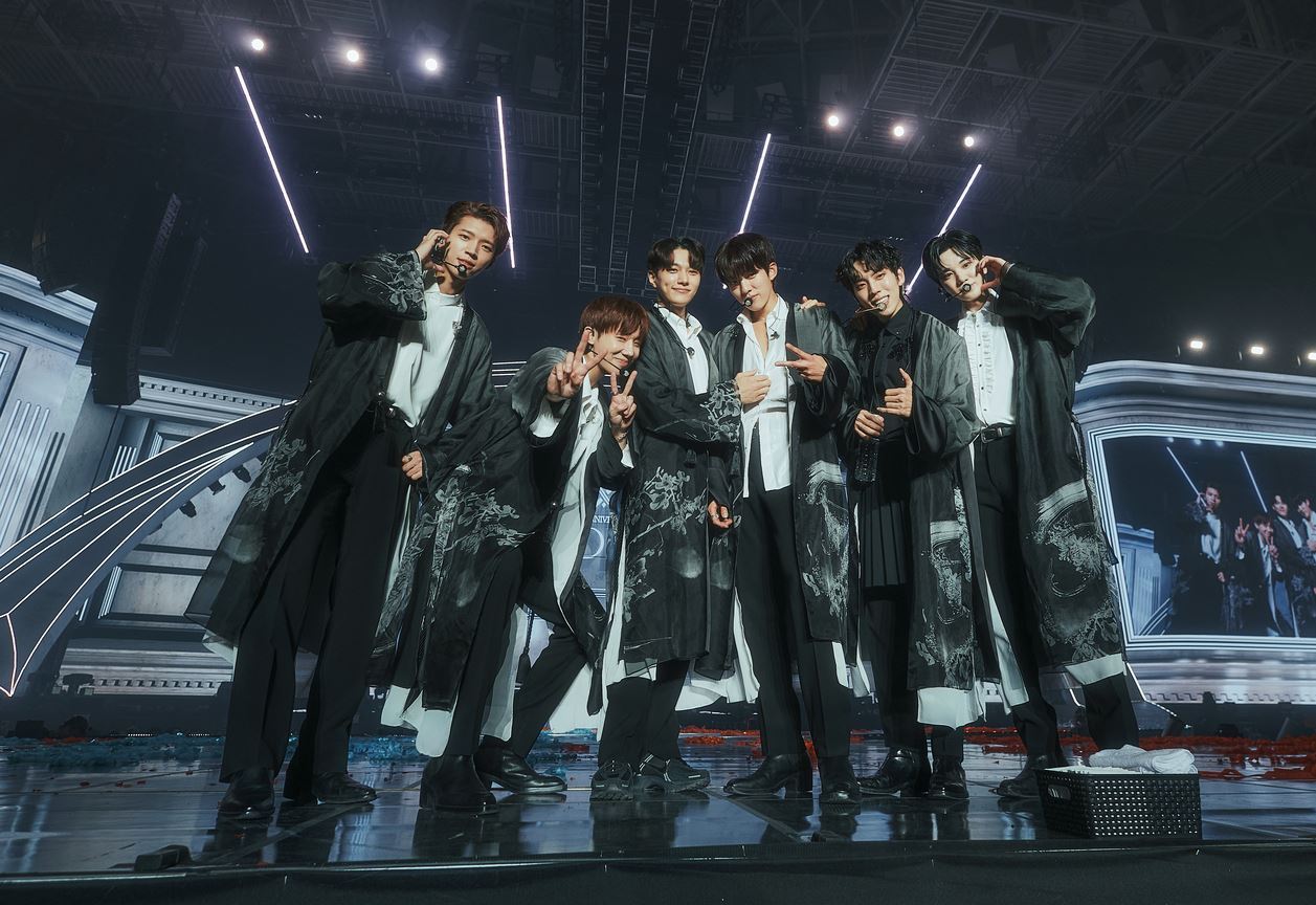 🇰🇷infinite 15周年限量版世界巡演首尔站收官❗预告明年推出巡演电影🎬