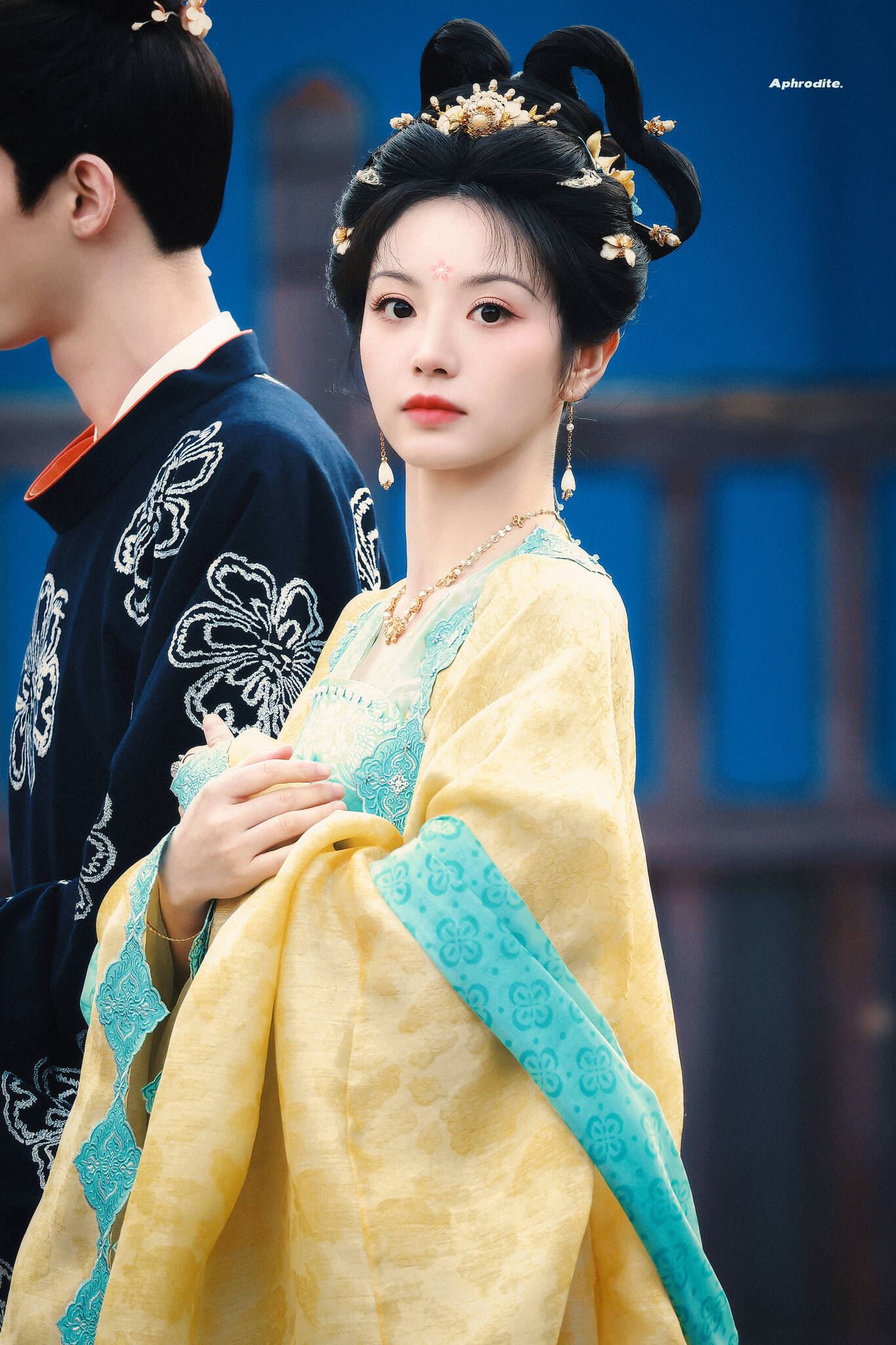 📺陆剧《逐玉》开机啦❗张凌赫搭档田曦薇主演💓