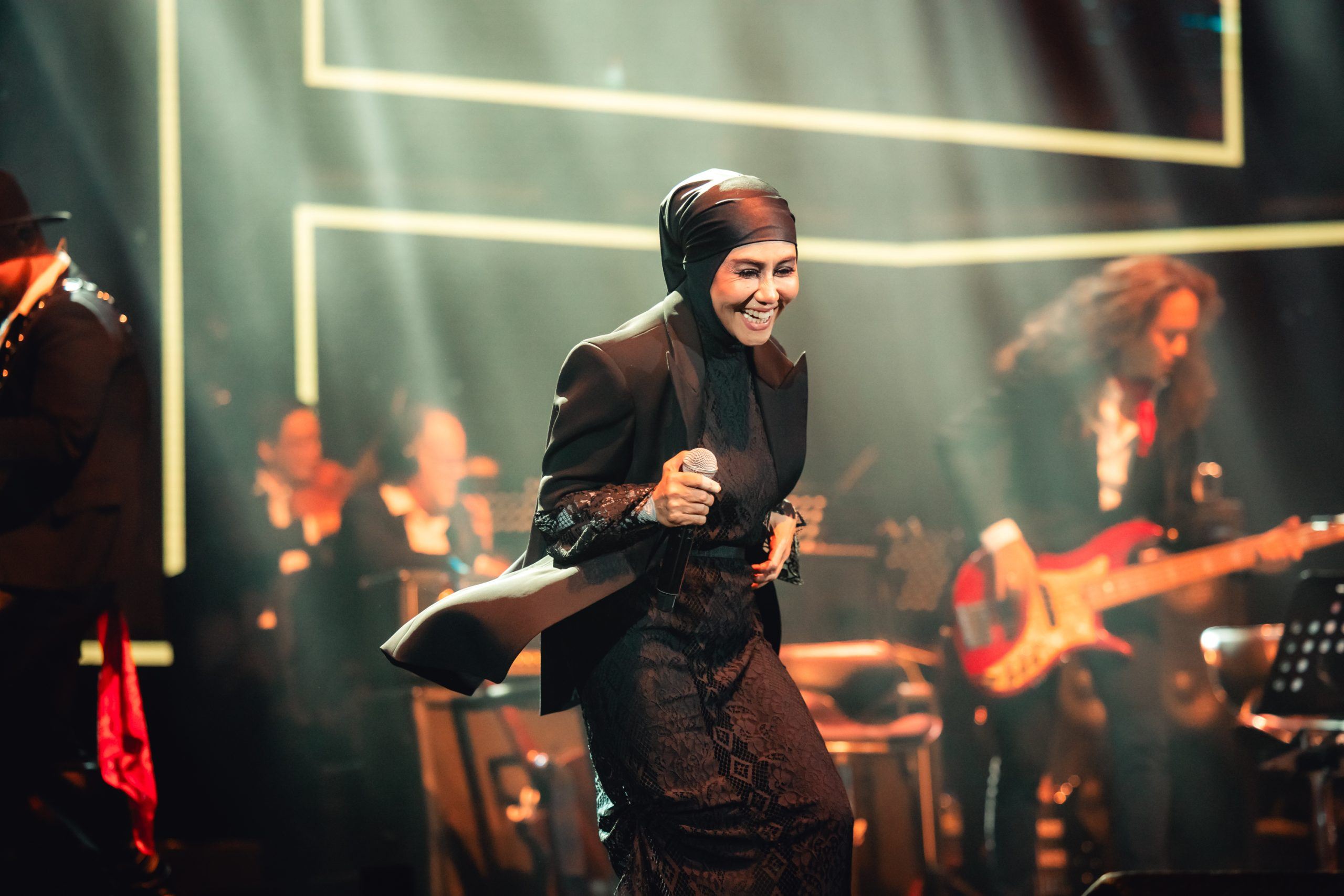 malaysia's rock queen, ella, ventures into the muslimah fashion world