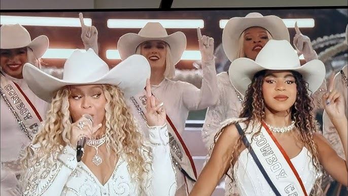 beyoncé and daughter blue ivy iconic performance at halftime show