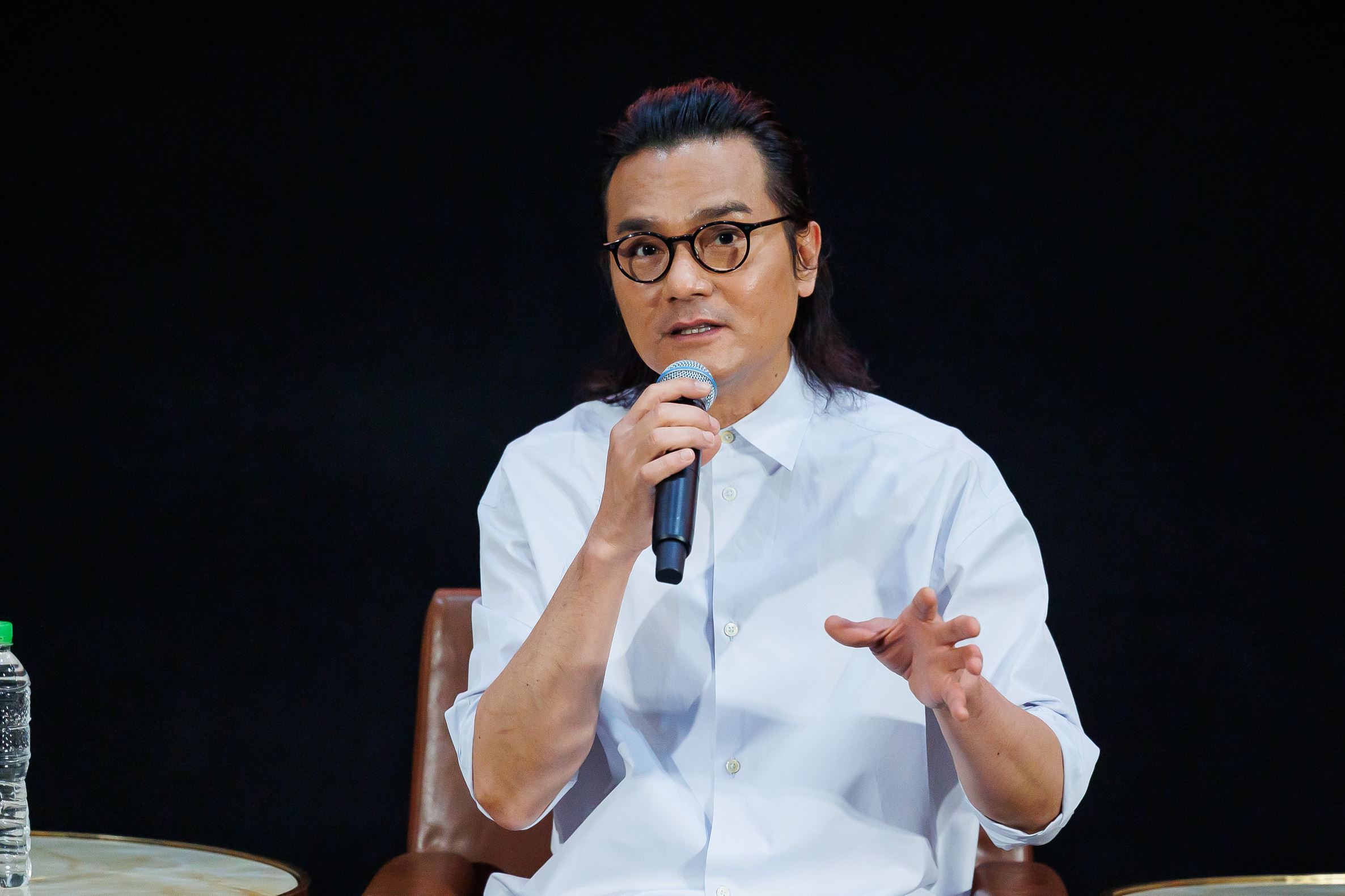 张可颐林家栋合体出席电影《临时劫案》粉丝见面会❗郭富城扁桃腺发炎“临时缺席”😭