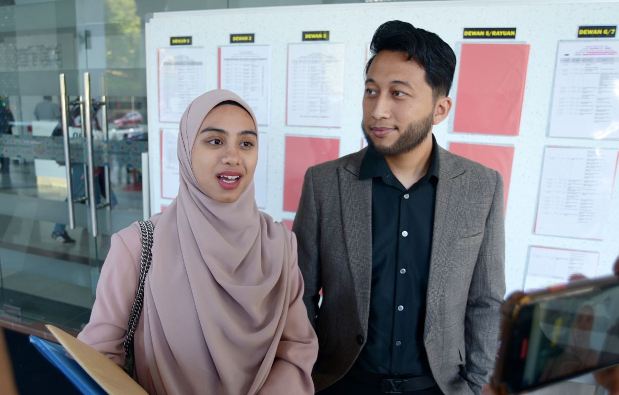 aisyah hijanah kini pemilik syarikat, jenamanya sepenuhnya