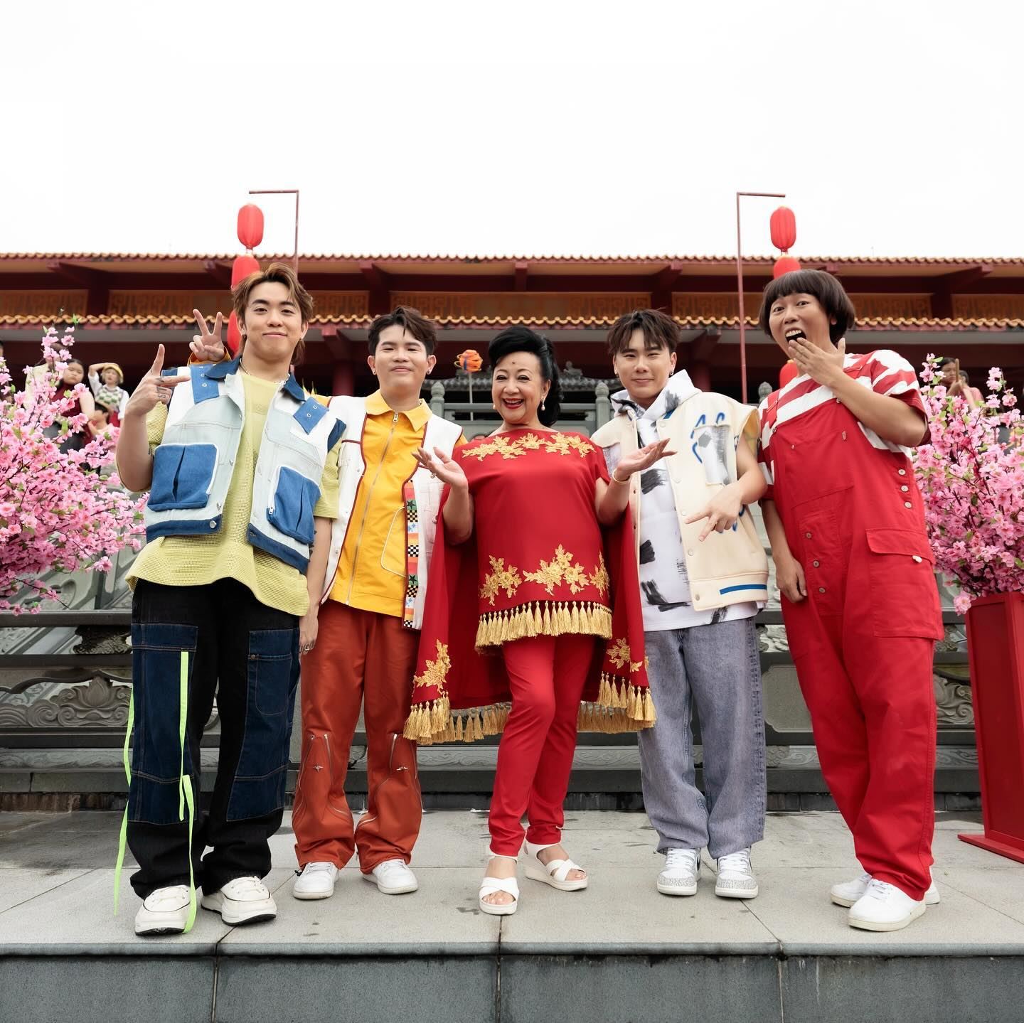 3p新年歌冲出海外❗《好运一条龙》登上中国春晚🔥