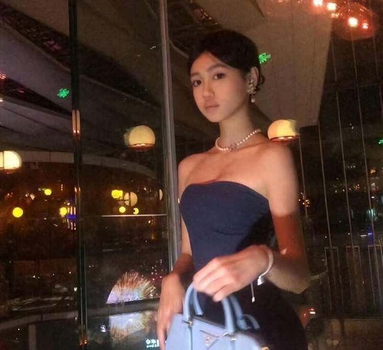 钟丽缇小女儿考拉庆祝14岁生日🎂高冷御姐范儿拉满🔥