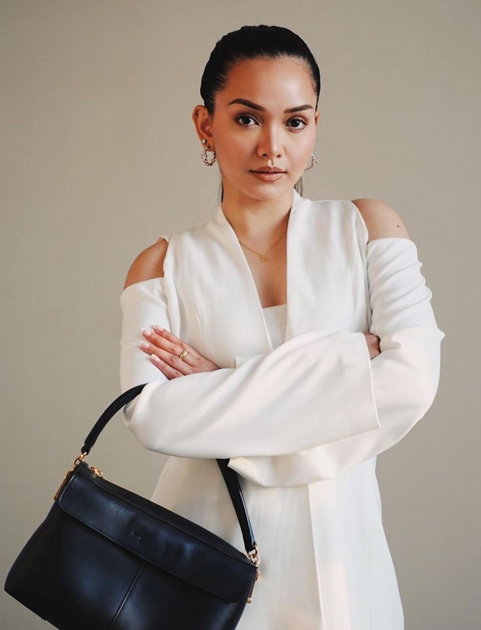 azira shafinaz dah sedia tamatkan zaman bujang bersama kekasih [video]