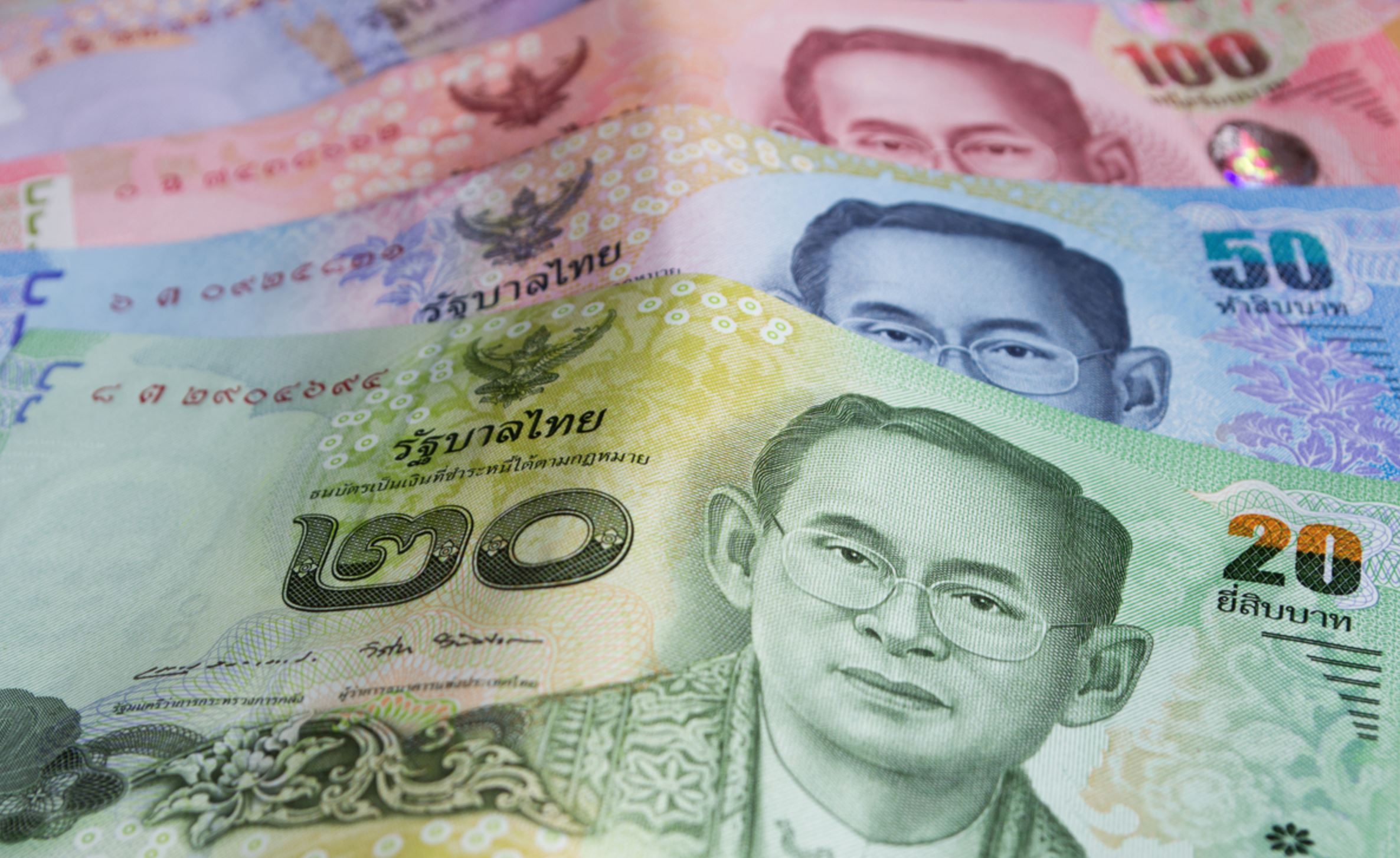 tourists advised to carry minimum of 15,000 baht to avoid being denied entry into thailand