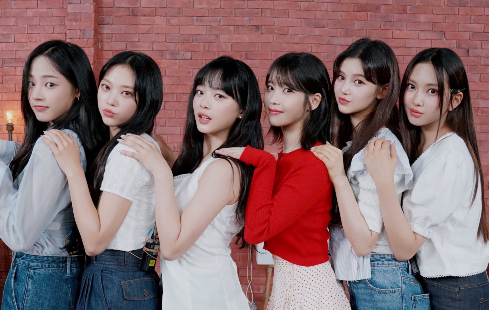 由iu亲自邀请❗newjeans将担任首尔站演唱会嘉宾🔥