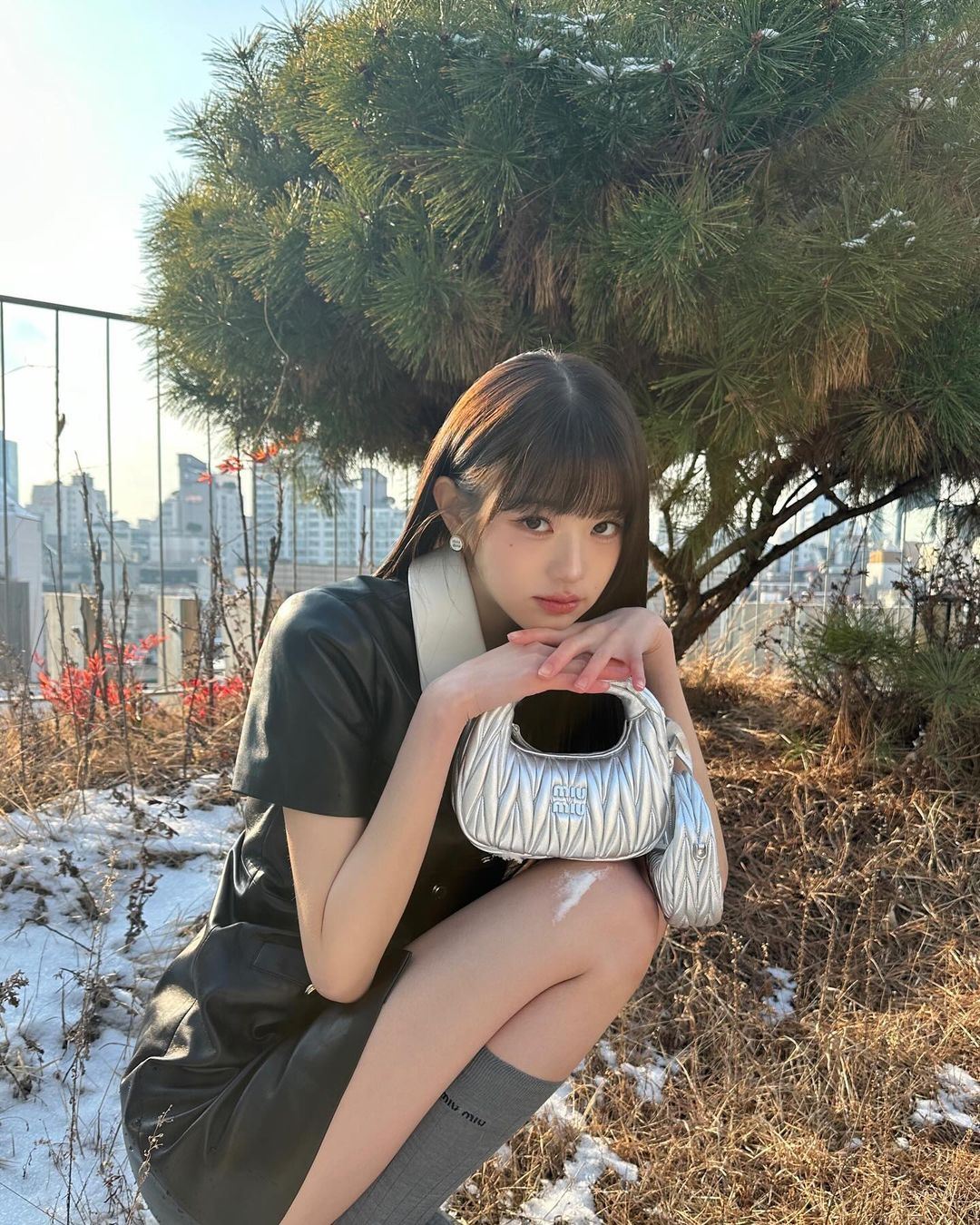 🇰🇷韩国女团ive成员张员瑛头发丝被拍卖❗3根发丝炒到了逾65956令吉❓❗