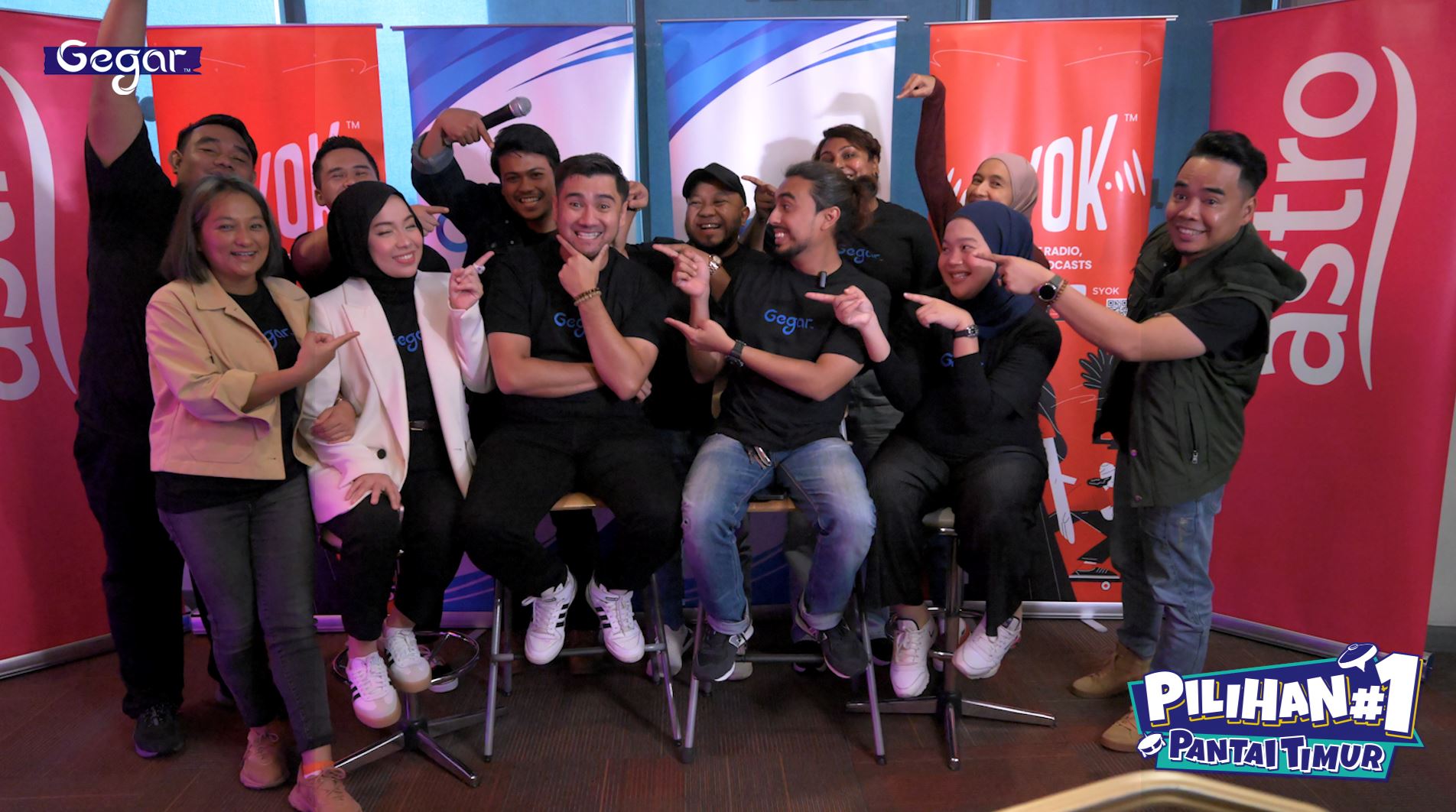 fizie roslan kini penyampai baharu radio nombor satu pantai timur, gegar