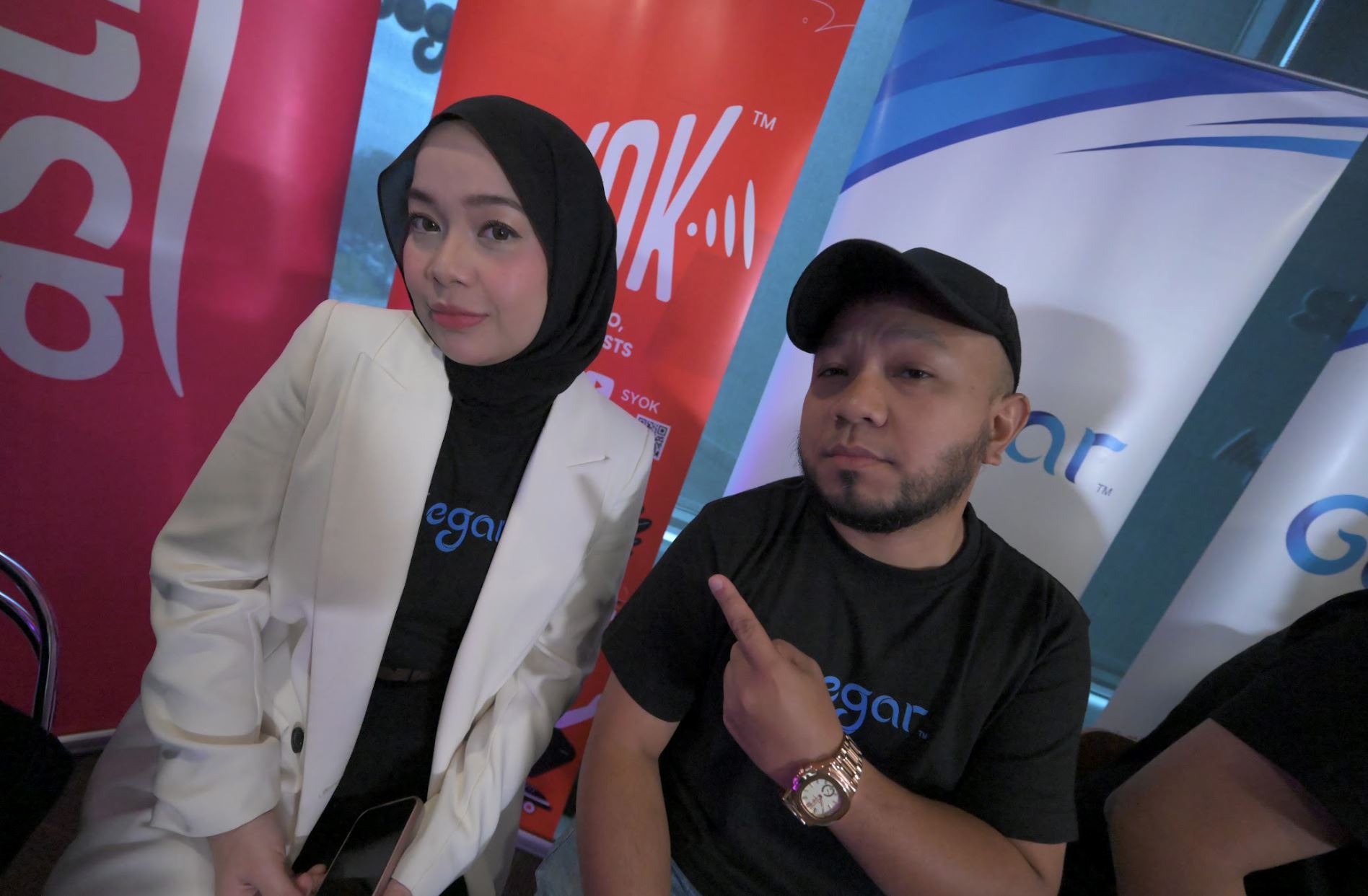 fizie roslan kini penyampai baharu radio nombor satu pantai timur, gegar