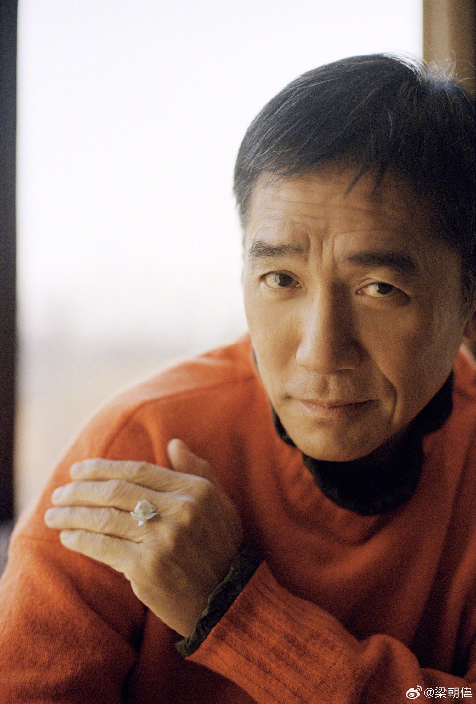 影帝梁朝伟靓照出自于她❗9岁天才摄影师笙笙合作过超多巨星🔥