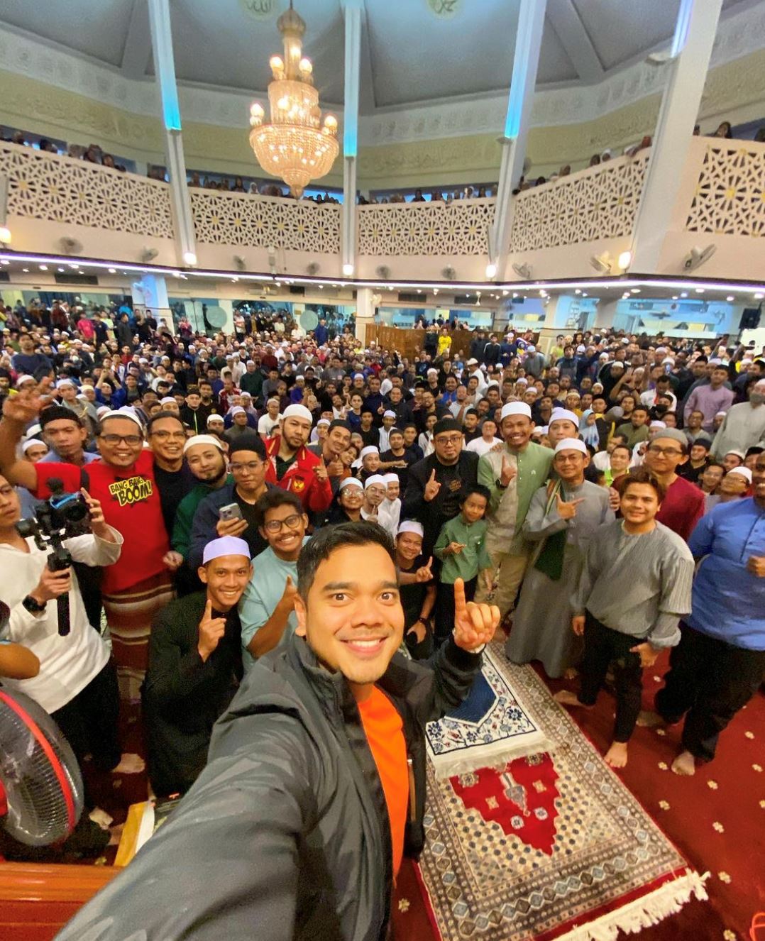 alif satar berjaya tarik ramai datang subuh berjemaah di masjid, tapi ada pula yang kecam