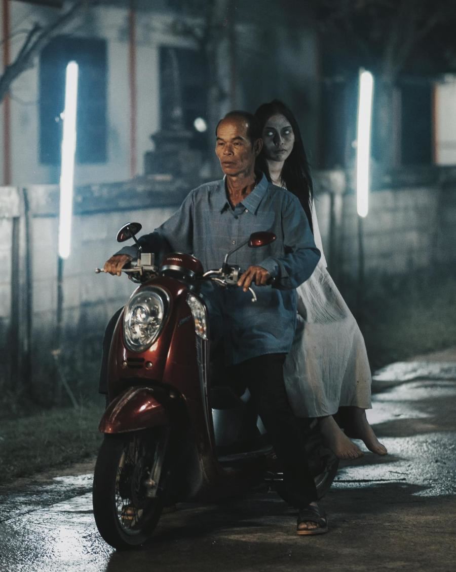 🎬泰国恐怖电影《送葬人》❗怕鬼律师硬着头皮接手殡葬业🔥