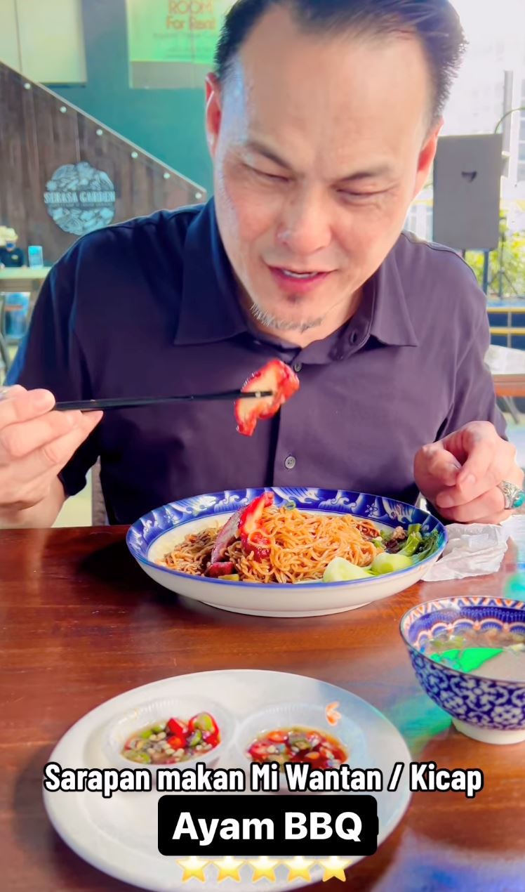 “sebagai muslim, saya tak rindu pun nak makan benda haram,” – adam corrie