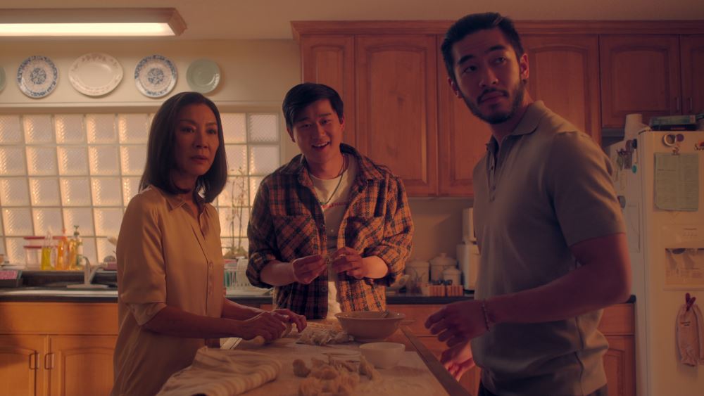 📺黑色幽默动作喜剧《孙家兄弟》热播中❗杨紫琼饰演被追杀的黑帮老大妻子🔥