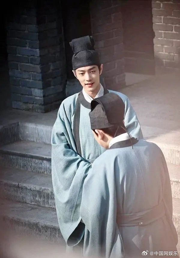 肖战《藏海传》路透造型❗化身俊俏书生气质拉满🔥