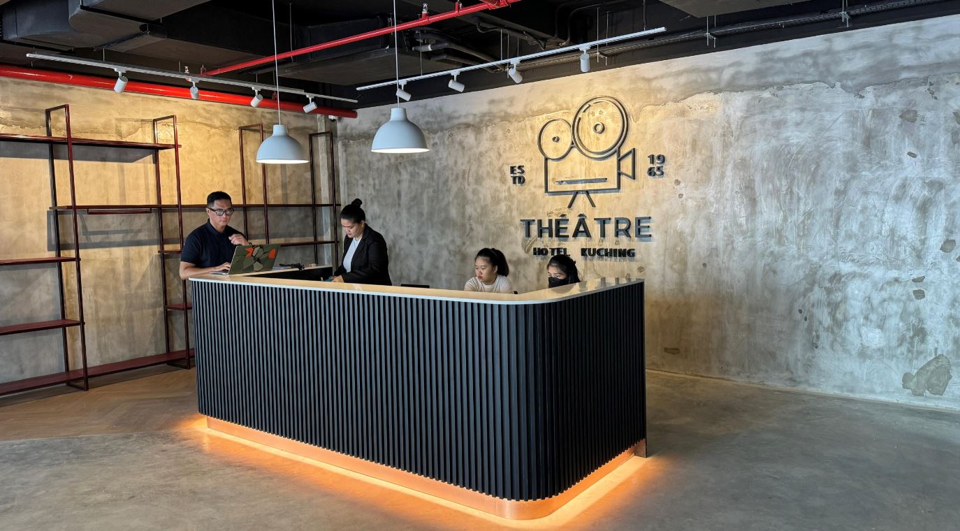 sarawak introduces its first smart, unmanned hotel in kuching, leaving netizens amused!