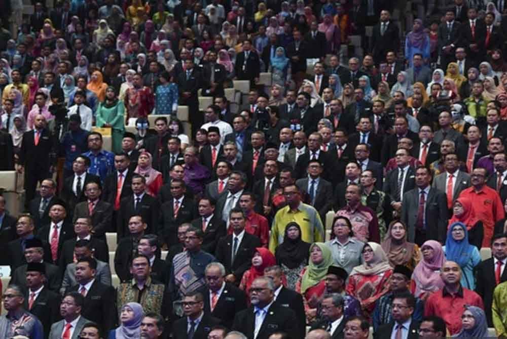 mulai 1 feb, penjawat awam yang baru hanya akan dilantik secara kontrak