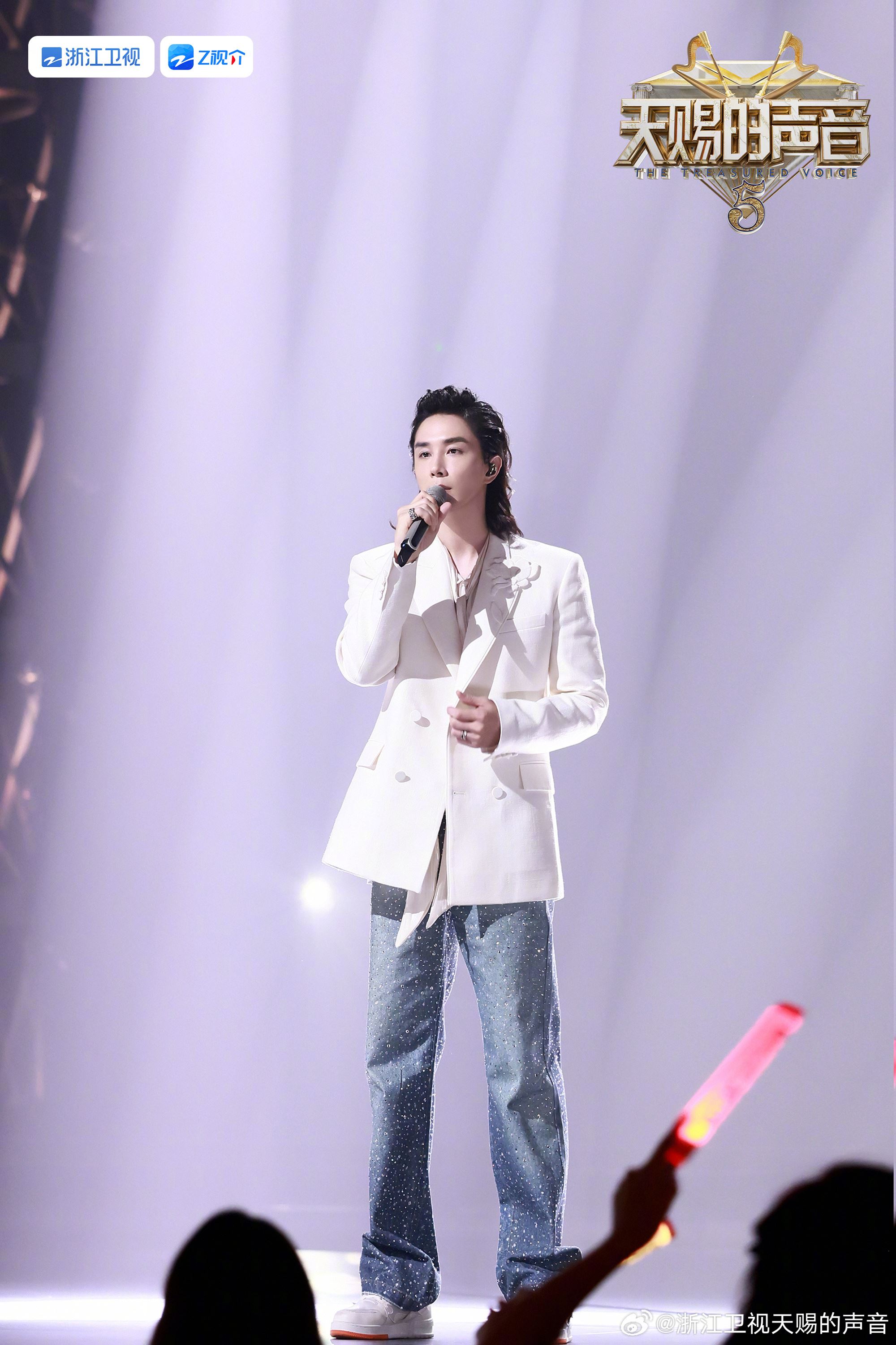 【视频】张碧晨、李承铉神级合作❗《暮色回响》一开口满是遗憾🥹