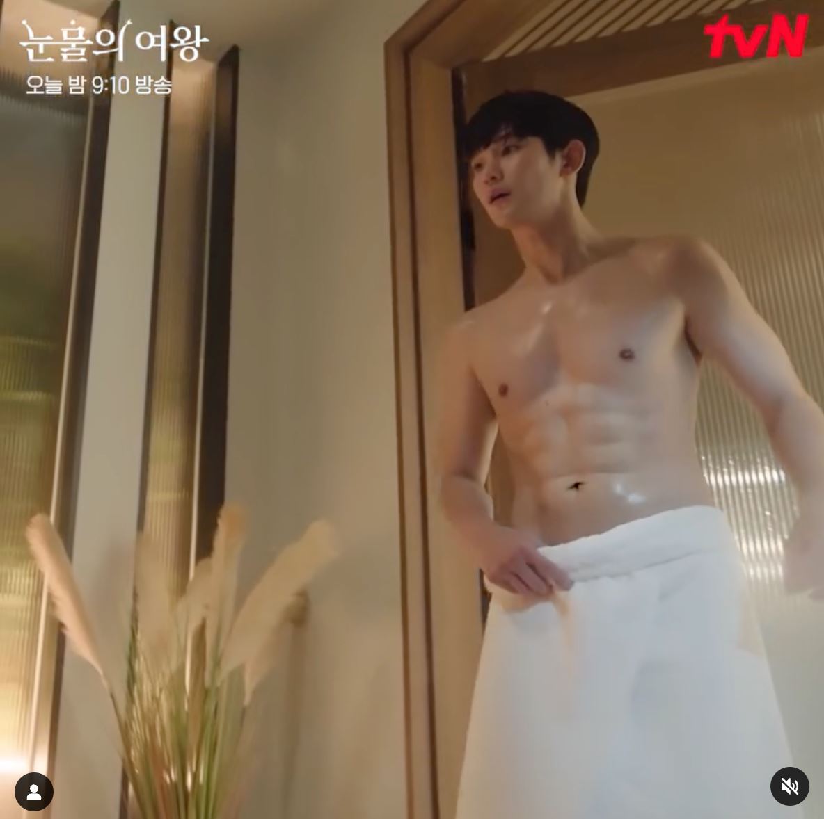 金秀贤曾胖到77公斤❗保持8块腹肌秘诀曝光⚡️