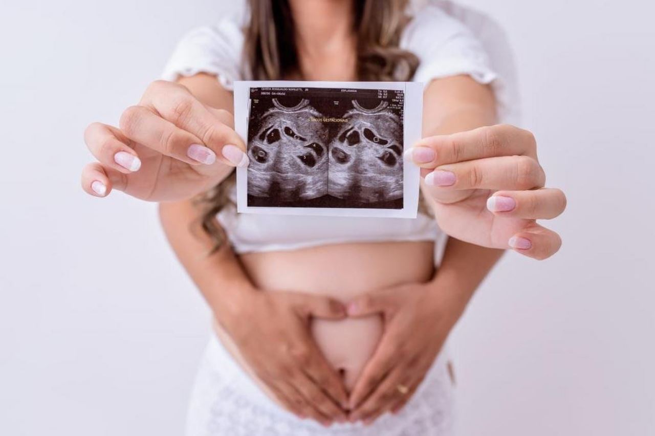 dalam masa 10 minit, wanita ini selamat lahirkan 6 orang anak