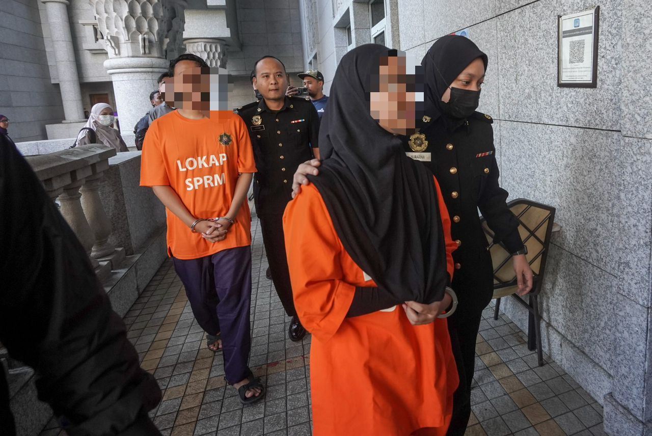 direman 4 hari! pasangan influencer seleweng derma?