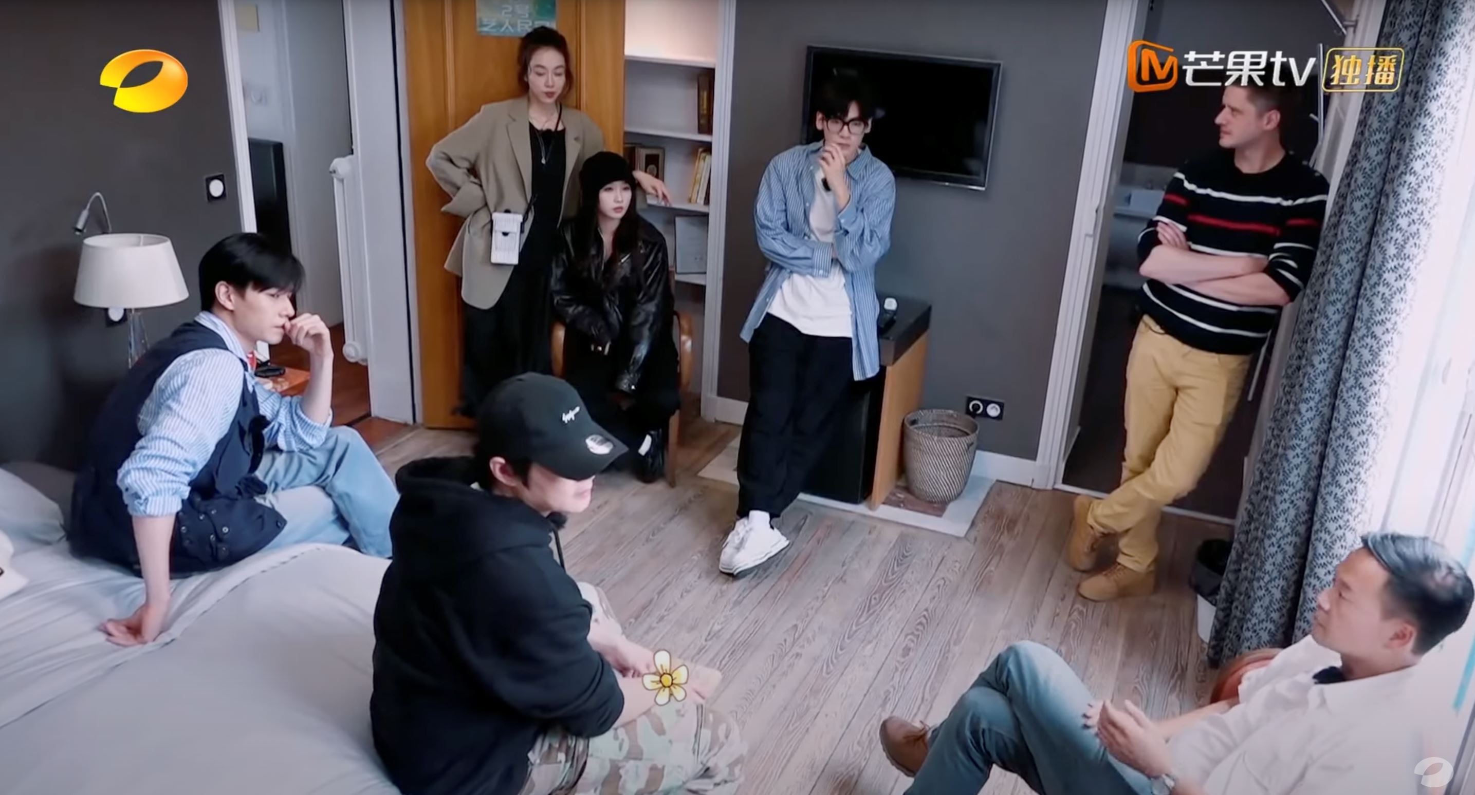 📺《中餐厅》第八季首播破亿❗虞书欣高情商超圈粉🌸