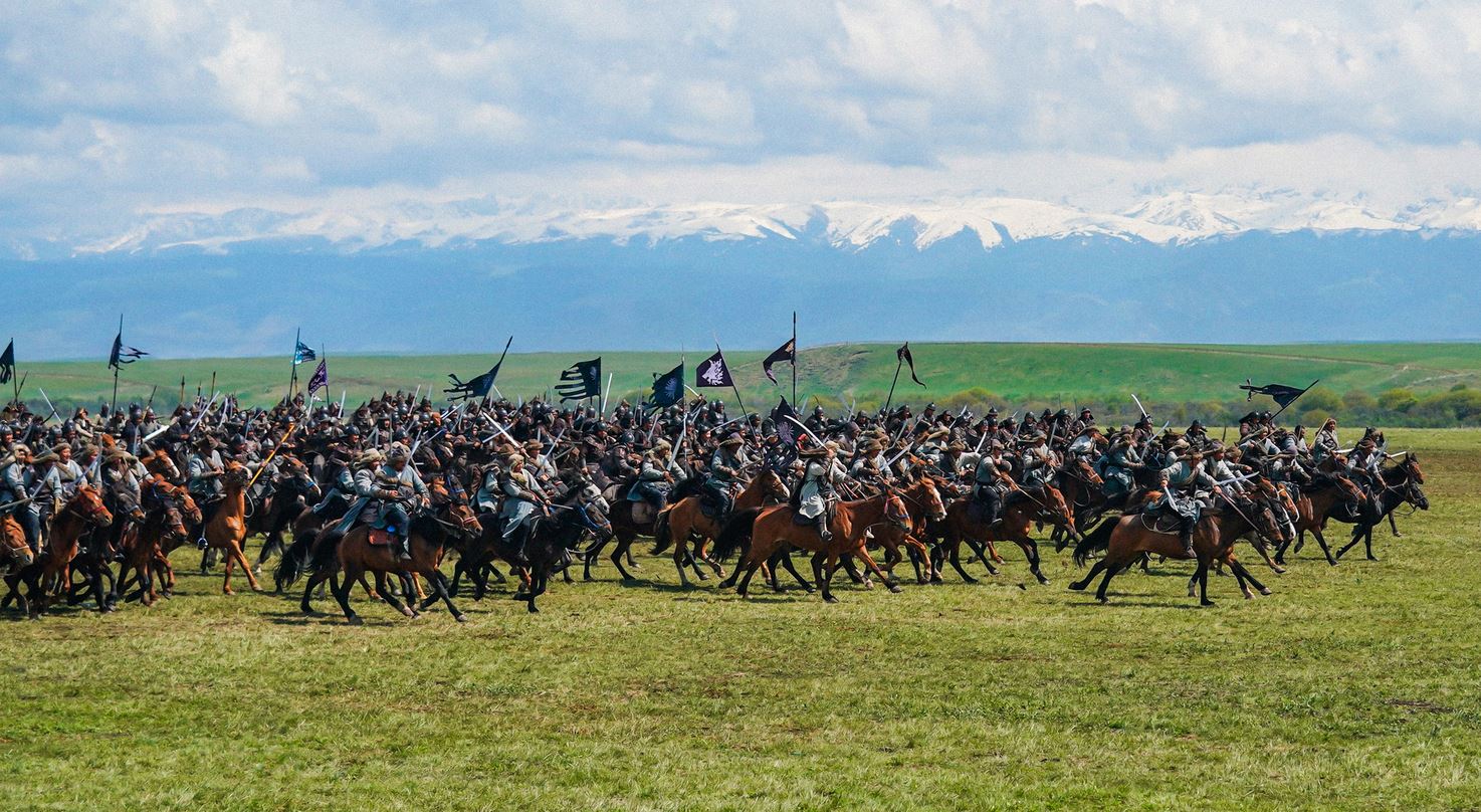 🎬电影《传说》定档8月1日❗张艺兴、娜扎、李治廷真打真摔⚡️