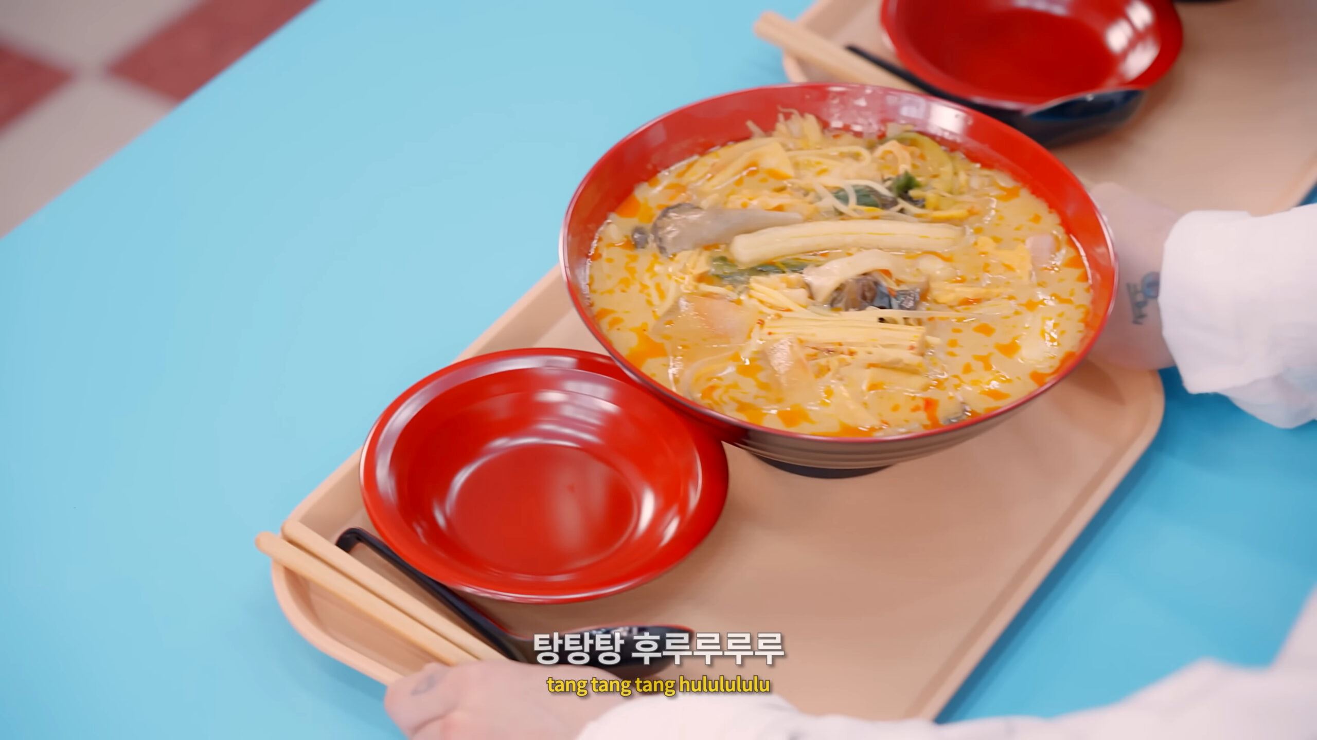 🎵洗脑神曲《麻辣糖葫芦》你听了吗❓创作者竟是韩国小孩姐🔥