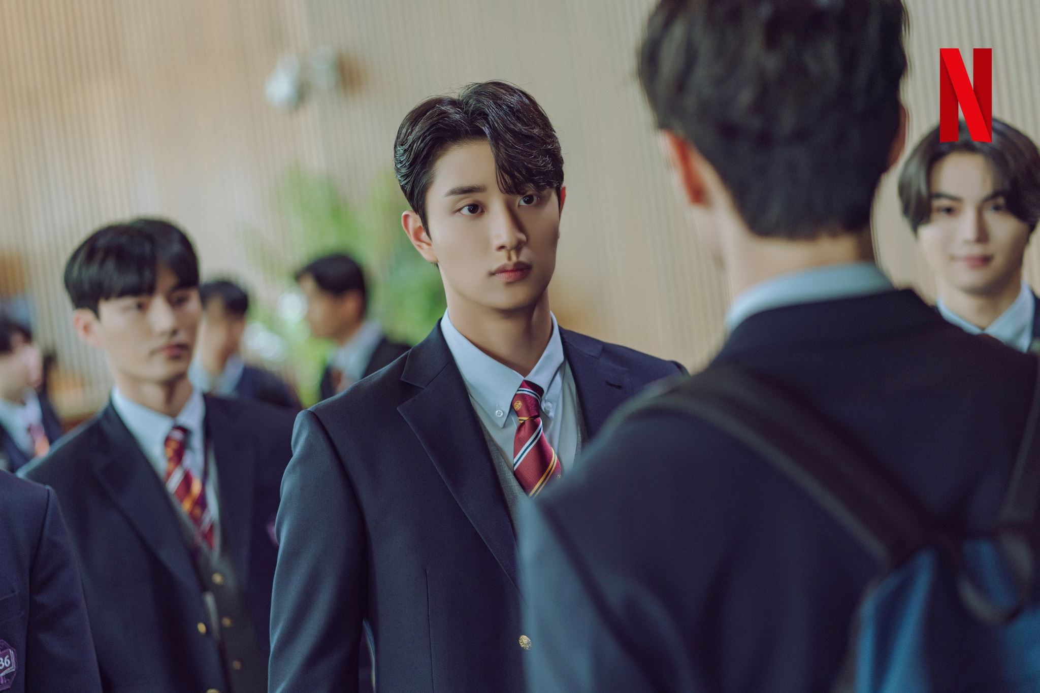 📺悬疑爱情韩剧《校园阶级》热播中❗《继承者们》＋《黑暗荣耀》校园版⚡️