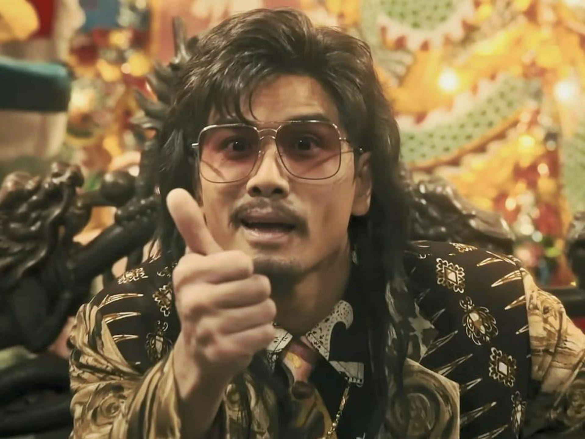 伍允龙梦想成为出色的制作人❗对没粘胡子戴墨镜被影迷认出感到窝心🥰