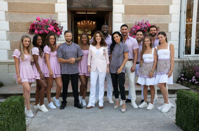 from scripted screens to real-life drama: reality tv shows you need for your next binge