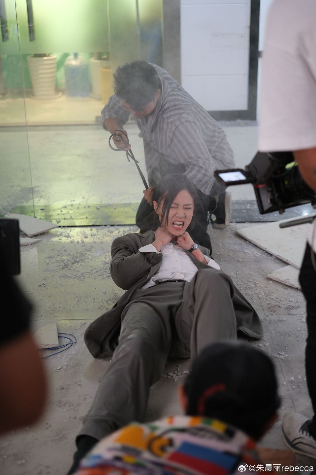 📺tvb《反黑英雄》朱晨丽拍箍颈戏差点没命❗来不及做一个动作真被箍😱