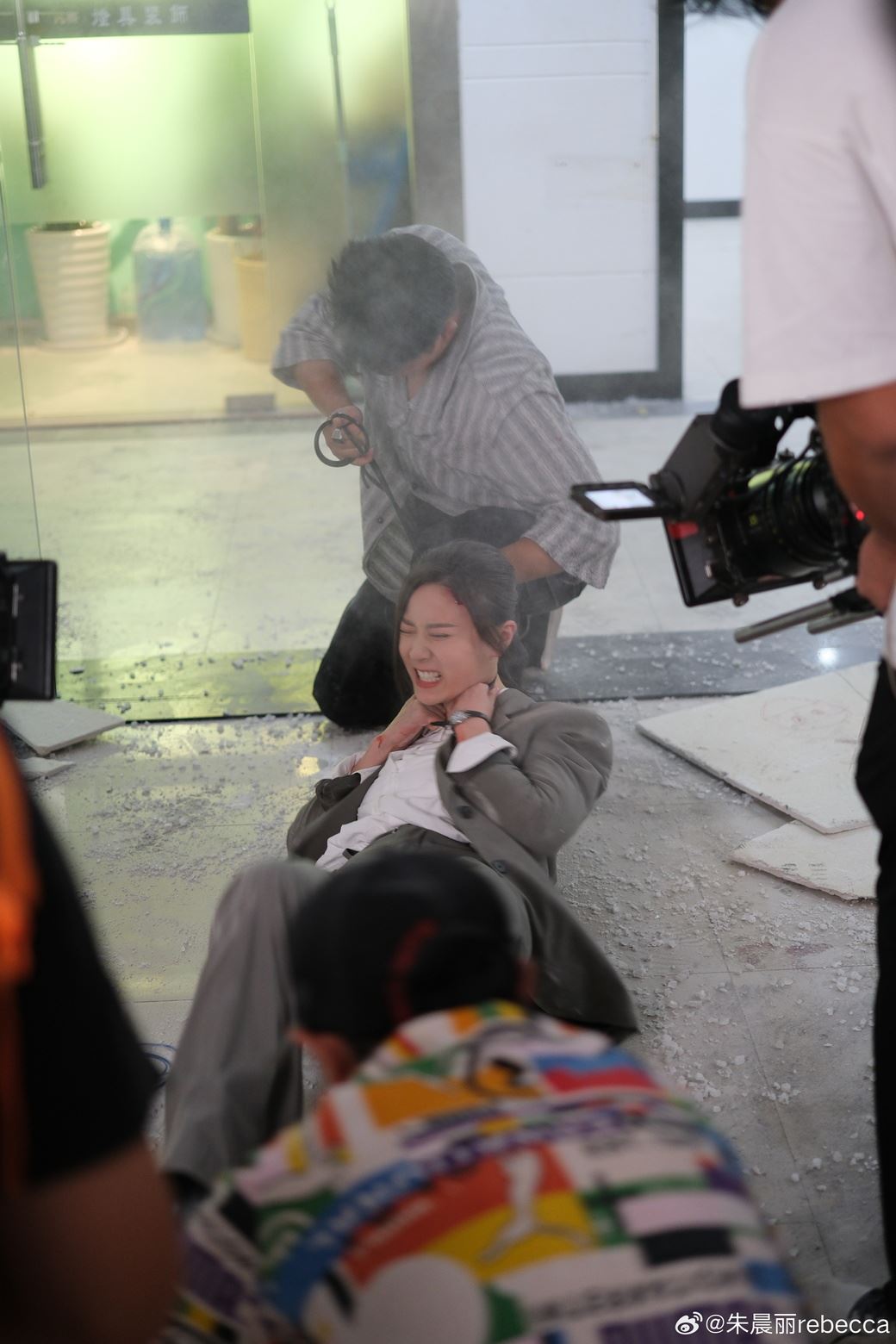 📺tvb《反黑英雄》朱晨丽拍箍颈戏差点没命❗来不及做一个动作真被箍😱