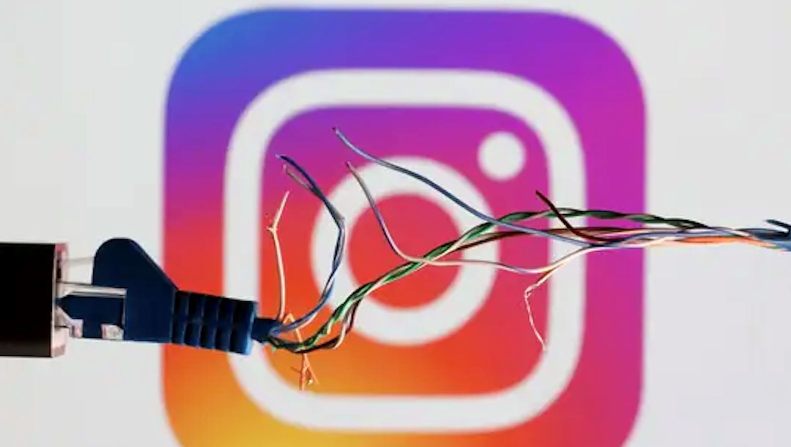 kabel internet ‘dipotong’ punca facebook, instagram down malam tadi?