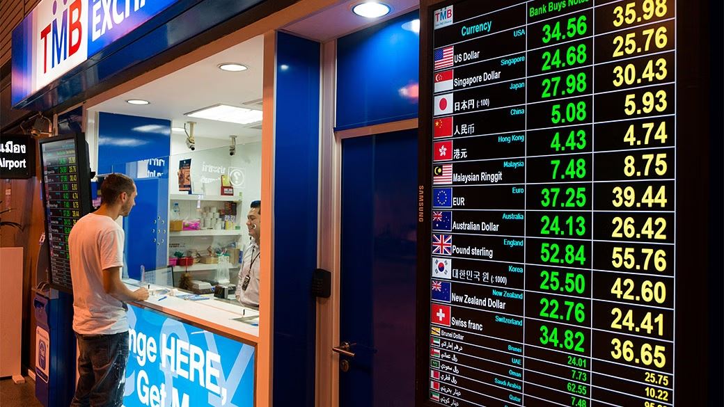 兑换外币实名制已开始❗不论数额都必须出示身份证⚠️