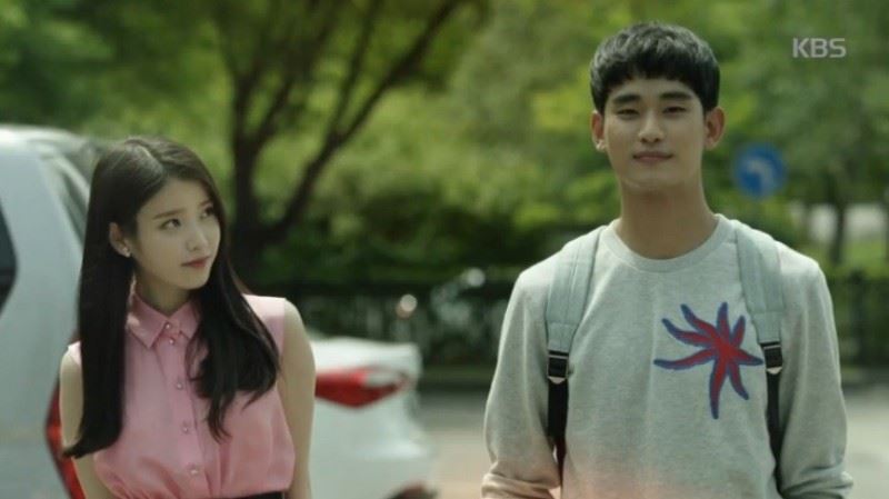 🇰🇷韩国“国民妹妹”iu和金秀贤再次同框合照❗俩人13年友谊依旧不变🔥