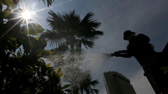 cuaca panas luar biasa belum berakhir, pakar jangka akan berlarutan
