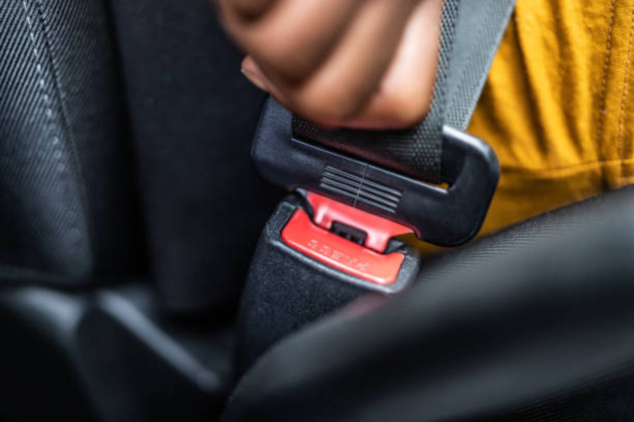 bahayakan keselamatan, jual alat henti bunyi seat belt digesa di hentikan segera