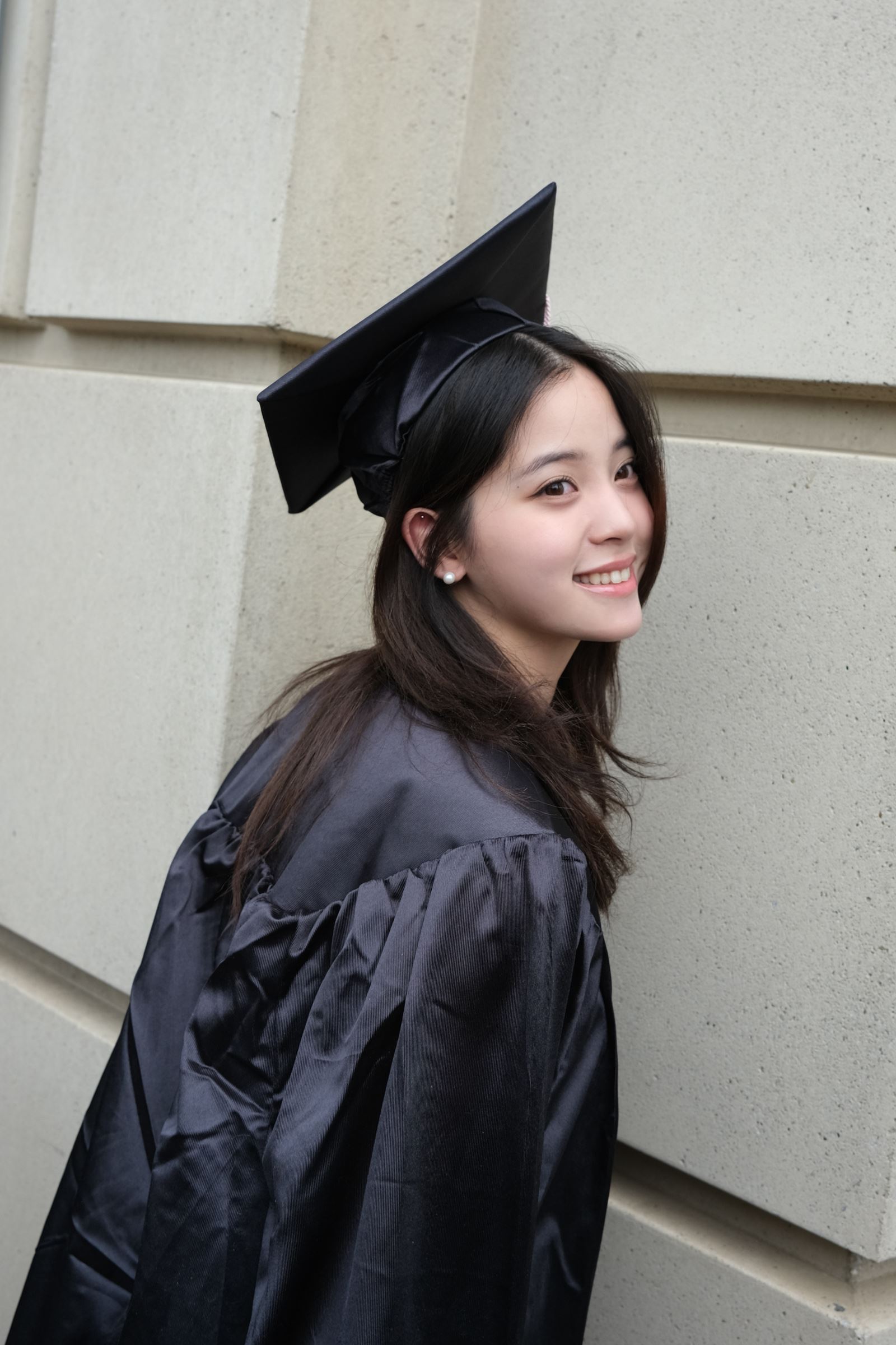 欧阳娜娜伯克利毕业啦❗毕业是结束 也是一个新的开始🌟