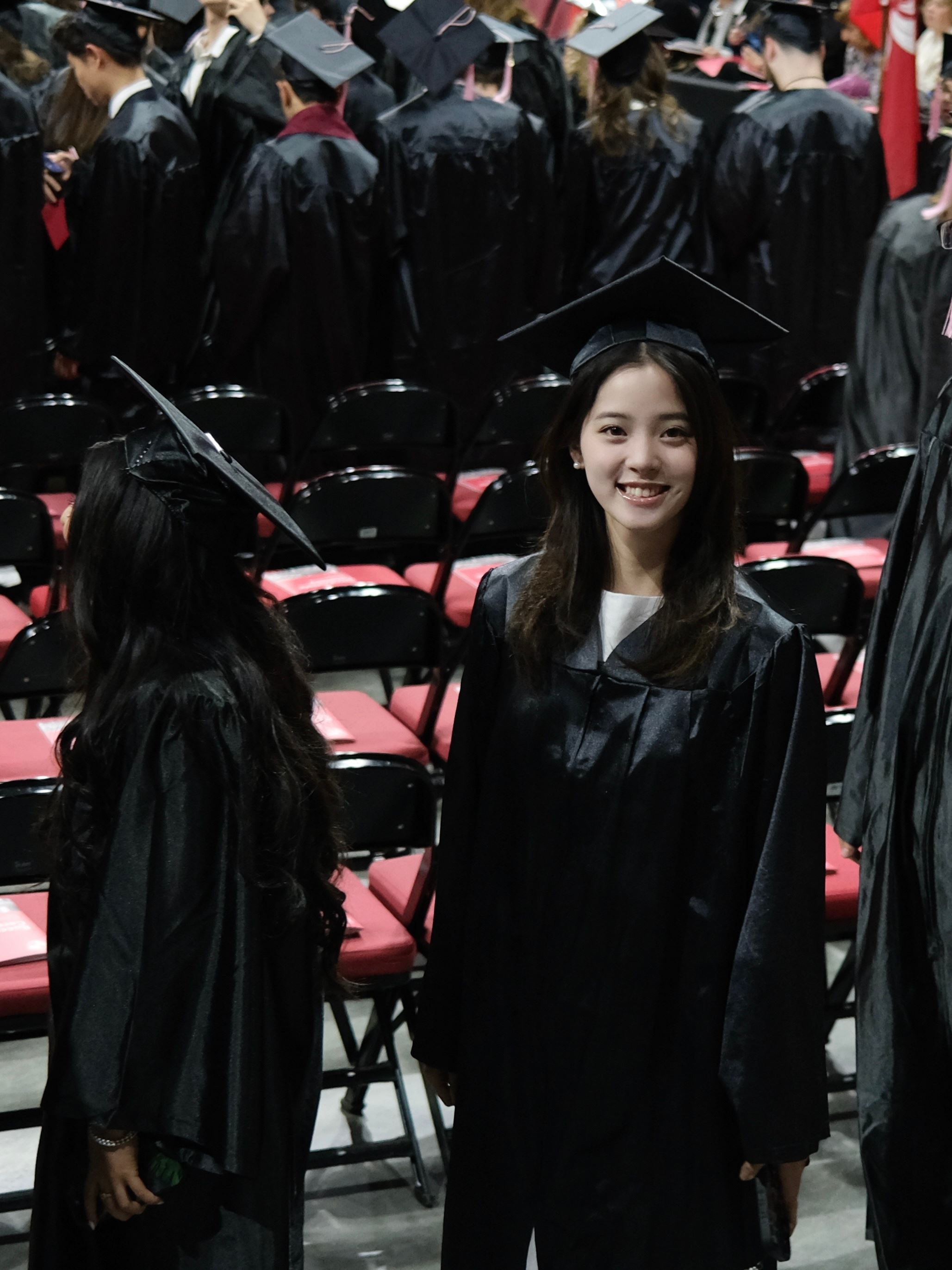 欧阳娜娜伯克利毕业啦❗毕业是结束 也是一个新的开始🌟