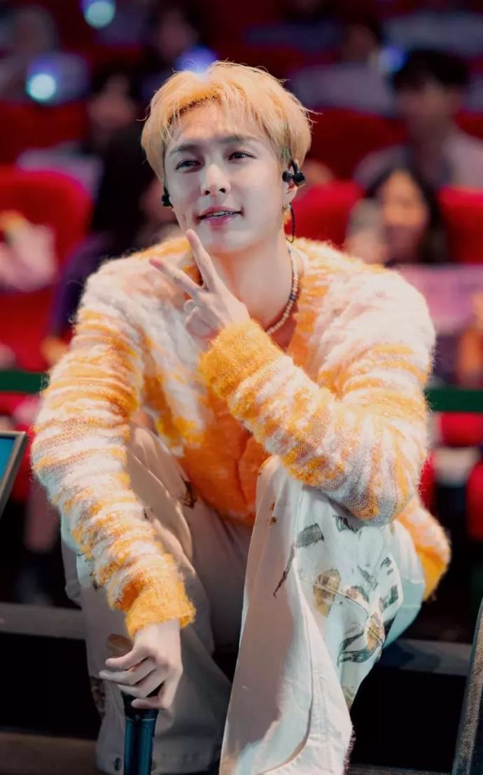 张艺兴官宣2024世界巡演！ 吉隆坡站入列！