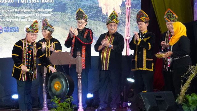 pesta kaamatan kini diangkat sebagai perayaan peringkat kebangsaan