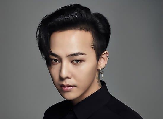 bakat luar biasa, lukisan g-dragon ini dibida pada harga mula rm117,000